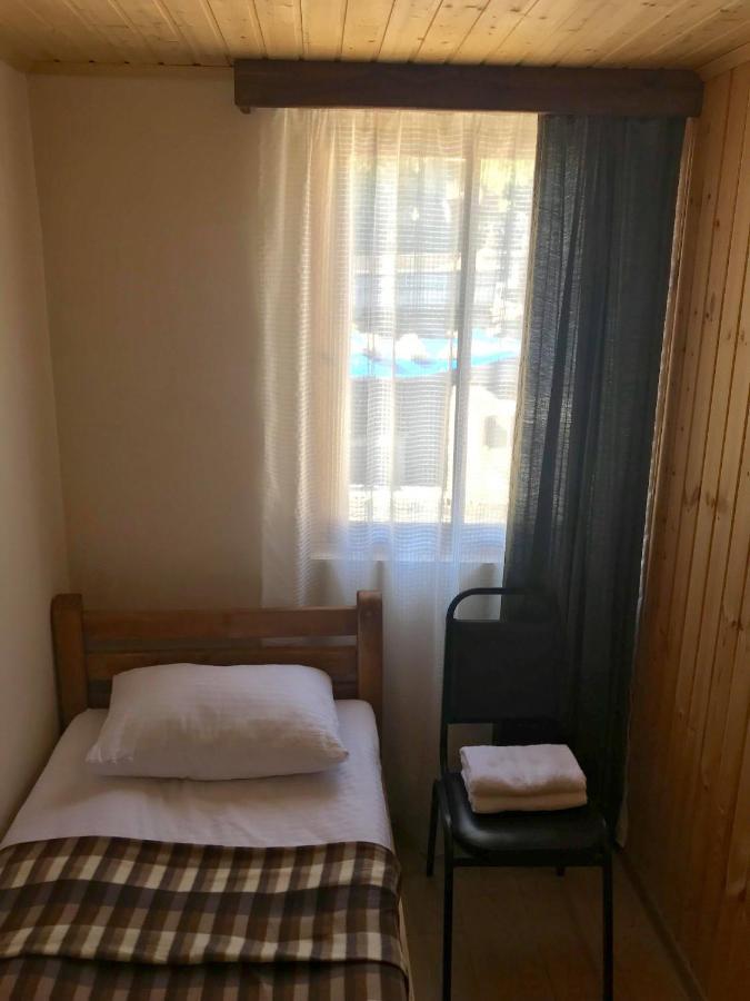 Guest House Gordila Omalo ภายนอก รูปภาพ